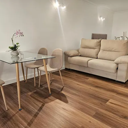 Green Park 329 Apartment